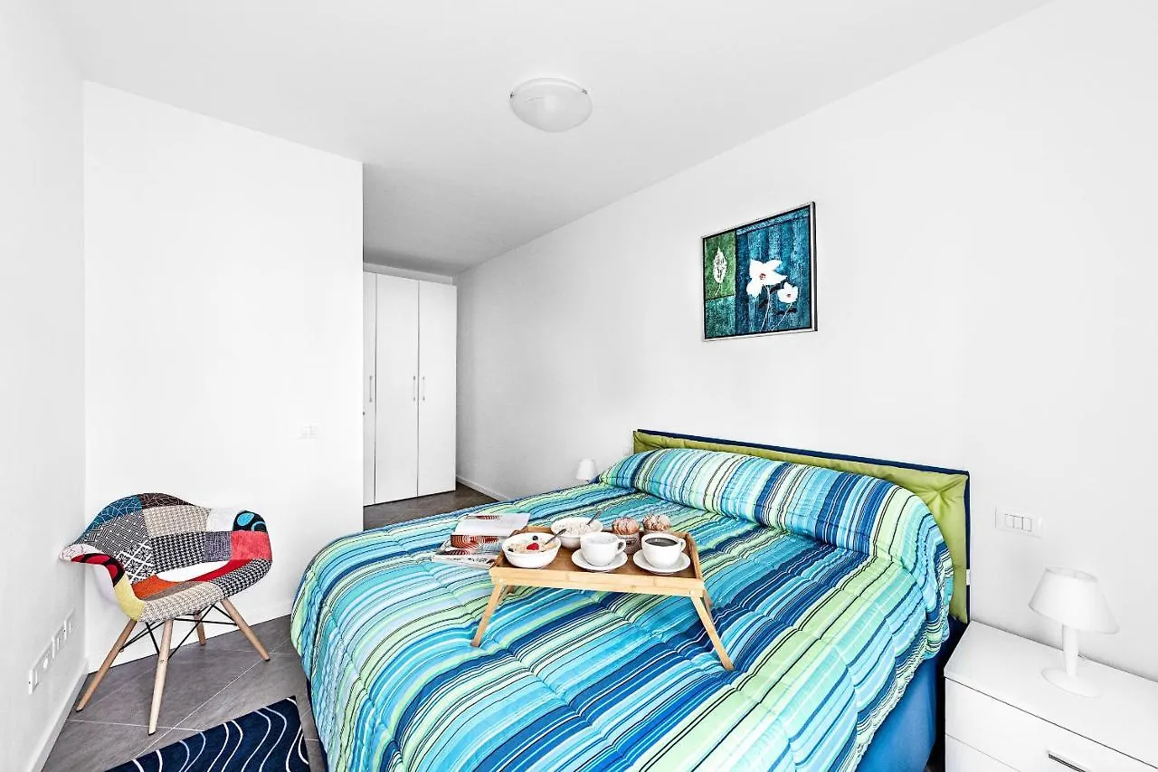 Appartement La Dolce Vita à Peschiera del Garda 0*,
