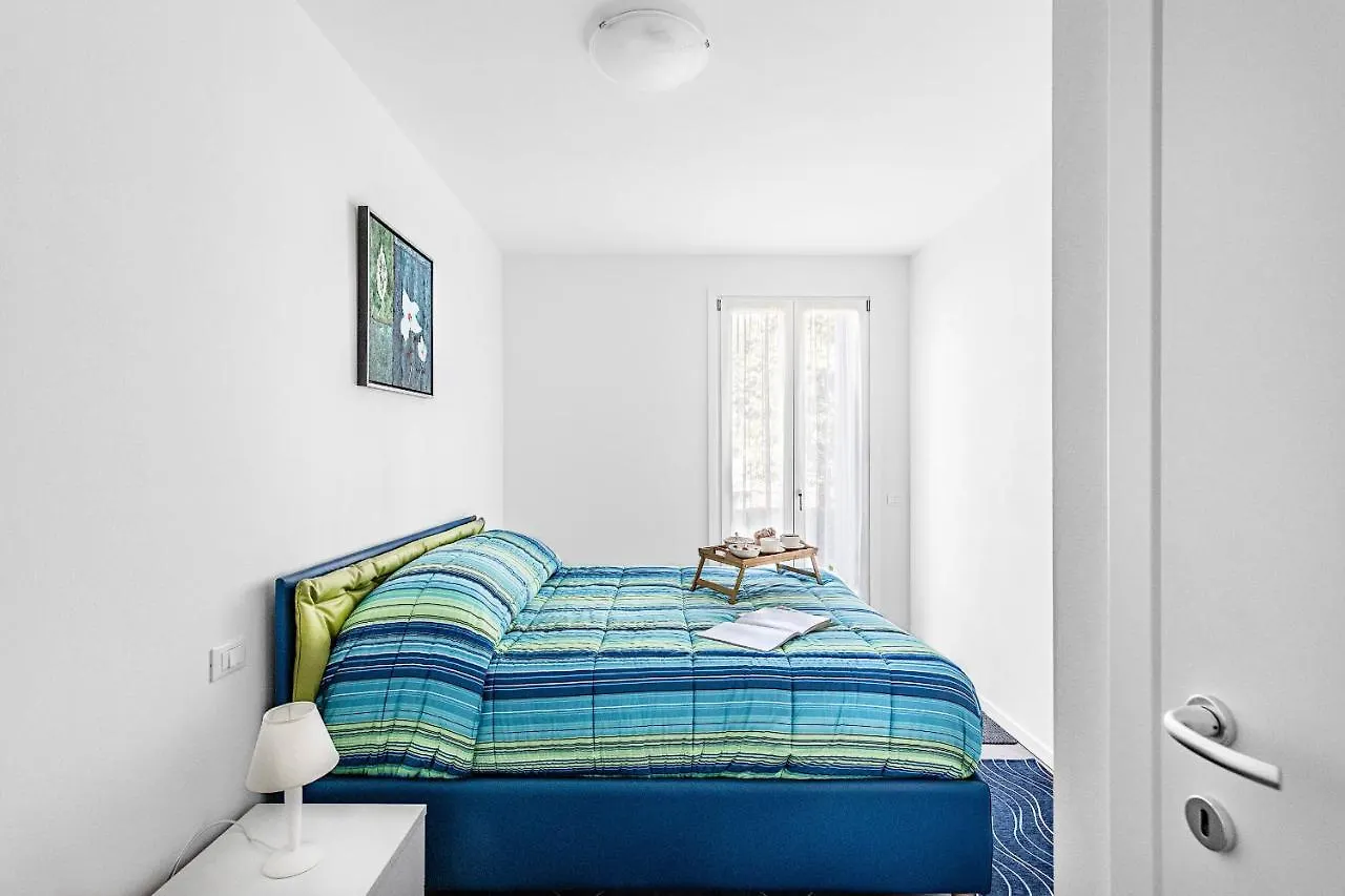 Appartement La Dolce Vita à Peschiera del Garda 0*,  Italie